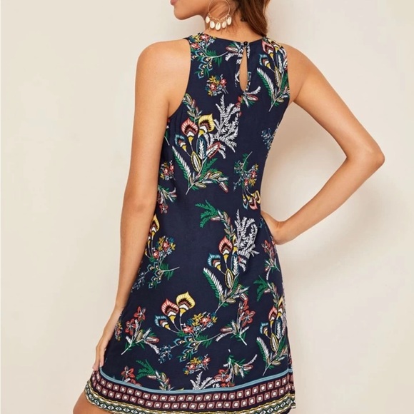 Aztec Print Keyhole Back Dress - Picture 2 of 4